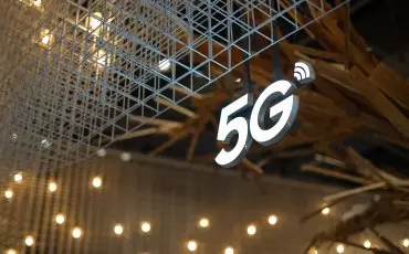 Does the 5G hype need to stop? This new FAA rule means 5G interference in airports may lead to flight delays.